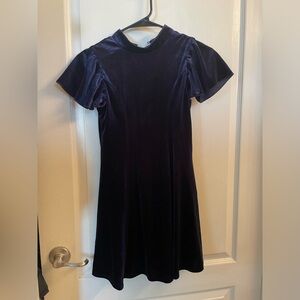 Girls size 10/12 Elegant Velvet Dress in Deep Blue